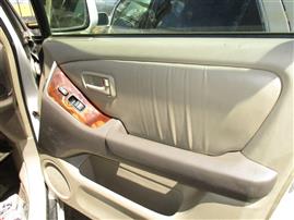 2000 LEXUS RX300, 3.0L AUTO 4WD , COLOR WHITE, STK Z15933